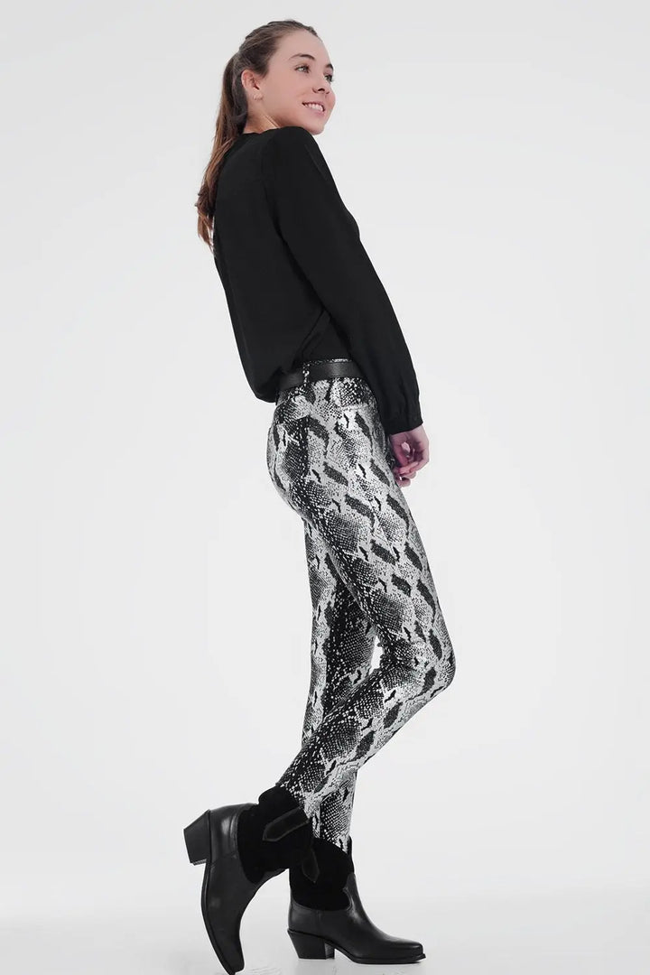 Glossy Black Stretchable Fashion-Forward Slim Pants Erin Theia