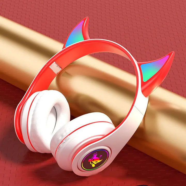 Stylish Luminous Portable Bass Headphones Capri Clothes