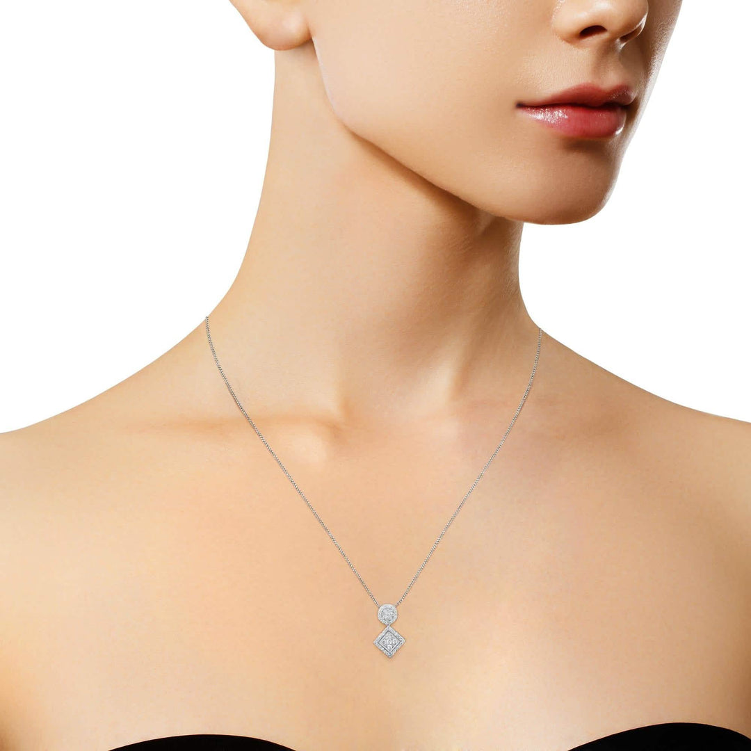 Modern Elegance: 14K White Gold Diamond Pendant Necklace with 1 Carat Total Weight Lime Shadow