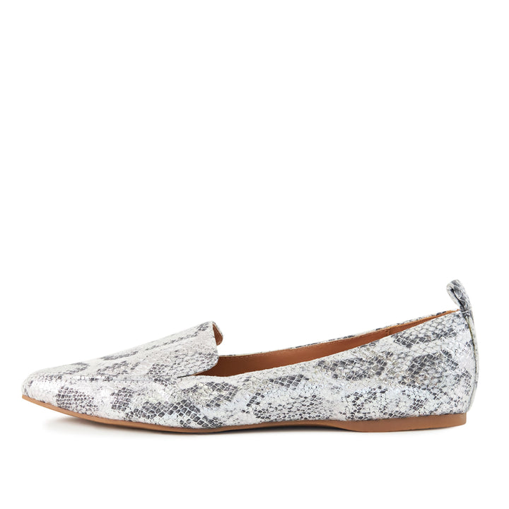 Women's Flat Socialite Silver Snake Skin Pear Aeneas