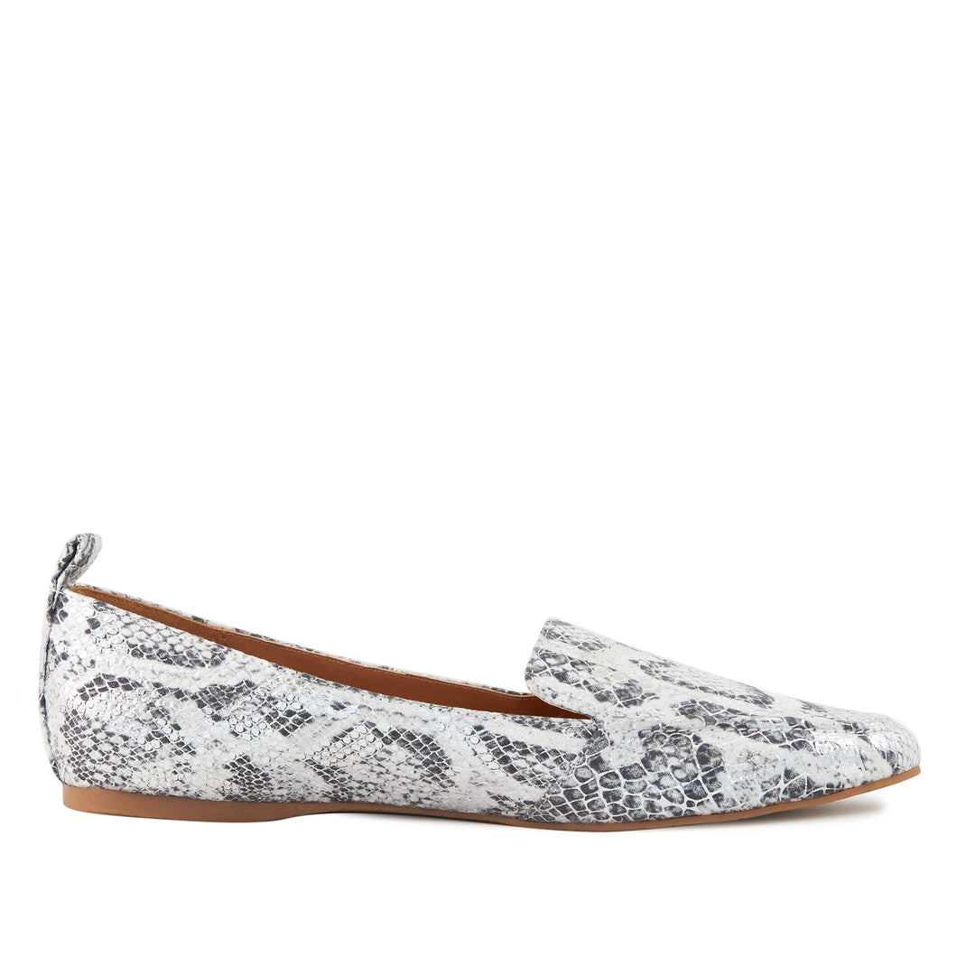 Women's Flat Socialite Silver Snake Skin Pear Aeneas