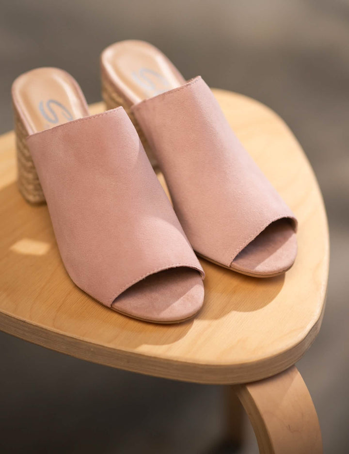 Elegant Blush Suede High-Heeled Sandals Copper Maple